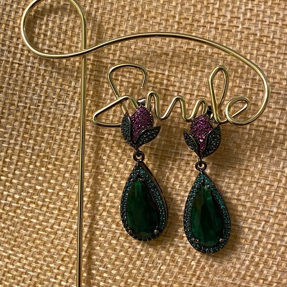 Fairycore Tulip Water Drop Earrings (Pavé Green Magenta Pink Pave CZ) - Picture 6 of 6